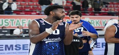 Bah�e�ehir Koleji'nin konu�u Veolia Towers