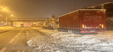 Bolu Da��'nda a��r tonajl� ara�lar�n ge�i�ine izin verilmiyor
