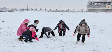 Bir�ok ilde e�itime kar engeli