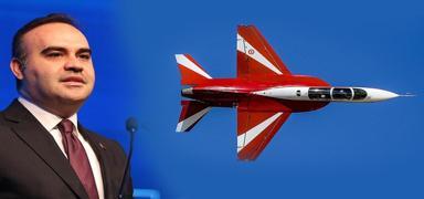 Bakan Kac�r'dan H�RJET mesaj�: T�rk m�hendisli�inin imzas� g�ky�z�ne at�l�yor