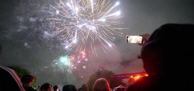 D�nya 2026'ya giriyor! �lk havai fi�ekler Pasifik'te patlad�