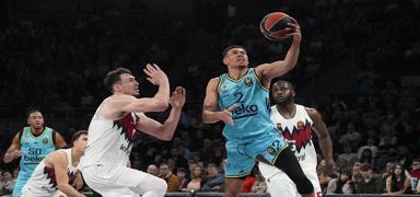 Fenerbah�e, Baskonia'y� devirdi!