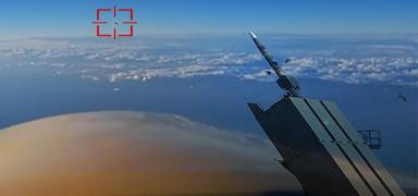 �EL�KKUBBE'nin cayd�r�c�l��� art�yor! S�PER-1 dost u�aklar� aras�ndan d��man� vurdu