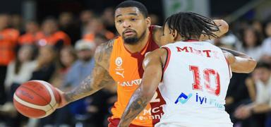 Galatasaray, Manisa deplasman�nda kay�p