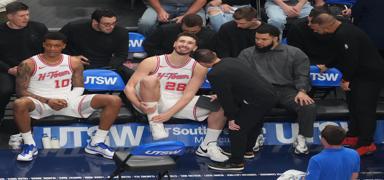 Ma�a devam edemedi! Alperen �eng�n, Dallas ma��nda sakatland�