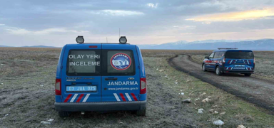 Arkada��n� yanl��l�kla kafas�ndan vurdu