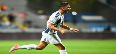 Claudio Winck: Emre Bel�zo�lu ile iyi sonu�lar alaca��m�za inan�yorum