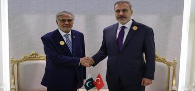 D��i�leri Bakan� Fidan'dan, Pakistan diplomasisi: Mevkida�� Dar ile g�r��t�