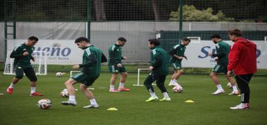 Esenler Erokspor haz�rl�klar�n� tamamlad�