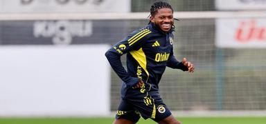 Fenerbah�e, Galatasaray ma�� haz�rl�klar�na ba�lad�