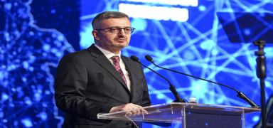 �leti�im Ba�kan� Duran'dan yapay zeka uyar�s�