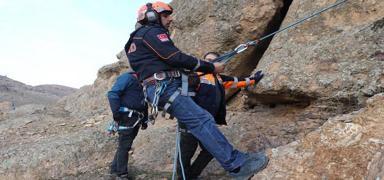 Mahsur kalan da�c�lar� AFAD kurtard�