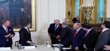 Trump, Venezuela petrol� i�in �ok hevesli ama en az 1 CEO �u an farkl� d���n�yor