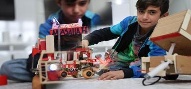 T�rkiye'nin yar�nlar� b�yle yeti�iyor! En b�y�k hayali Sel�uk Bayraktar gibi olmak