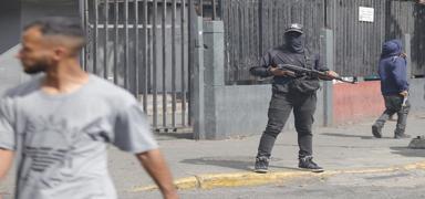 ABD, Venezuela'daki vatanda�lar�na 'derhal �lkeyi terk etmeleri' �a�r�s�nda bulundu