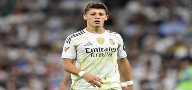 Fenerbah�e'nin �ampiyonlu�unun ard�ndan Arda'dan payla��mlar