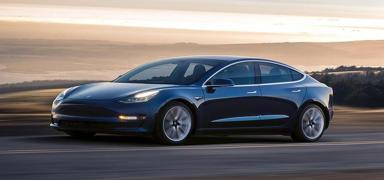 Tesla Model Y'nin 7 ki�ilik se�ene�i geri d�nd�: Peki, ger�ekten kullan��l� m�?