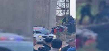 Tayland'da vin� trenin �zerine d��t�: �ok say�da �l� ve yaral� var