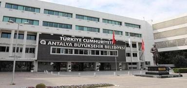 Antalya B�y�k�ehir Belediyesi �irketine y�nelik operasyonda g�zalt�na al�nan 5 zanl� tutukland�