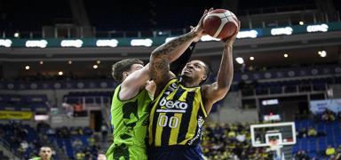 Fenerbah�e Beko, TOFA�'� ma�lup etti