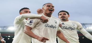 Manchester United, Harry Maguire'�n alternatifini belirledi