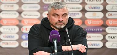 Thomas Reis'ten federasyona �a�r�: Ayn� �ehrin hakemi ma� y�netmemeli