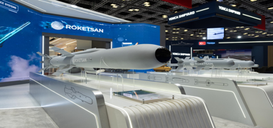 T�rk savunmas�n�n alt�n �a��! ROKETSAN k�rfeze a��ld�