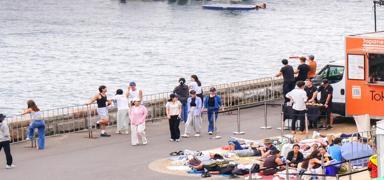 Turizm cenneti Avustralya'da alarm! Onlarca plaj kapat�ld�