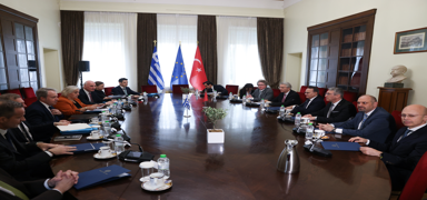 T�rkiye'den Atina'da kritik g�r��me: B�lgesel konular ele al�nd�