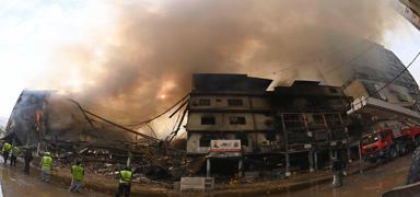 Al��veri� merkezinde yang�n facias�: Can kayb� y�kseldi