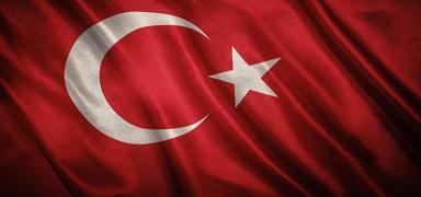 D�rt b�y�klerden T�rk bayra��na yap�lan sald�r�ya tepki