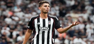 G�r��meler ba�lad�! Be�ikta�'tan Demir Ege T�knaz a��klamas�