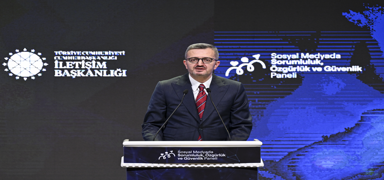 �leti�im Ba�kan� Duran: Sosyal medyada nefrete katk�da bulunulmamal�