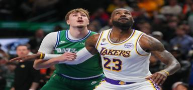 Los Angeles Lakers deplasmanda Dallas Mavericks'i devirdi