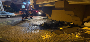 �stanbul'un baz� il�elerinde kuvvetli ya�mur ve f�rt�na etkili oluyor