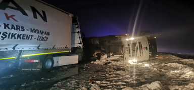 Sivas'ta zincirleme kaza: �ok say�da yaral� var