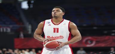 Bah�e�ehir Koleji yar�n sahas�nda Aris'i a��rlayacak