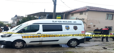 Manisa'da deh�et anlar�: Sokak ortas�nda e�ini vurdu