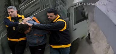 Kediyi ezen s�r�c�ye 'bar�nak' cezas�