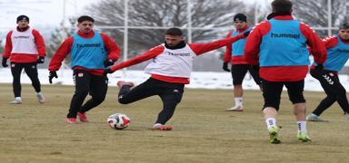 Sivasspor, Pendikspor mesaisinde