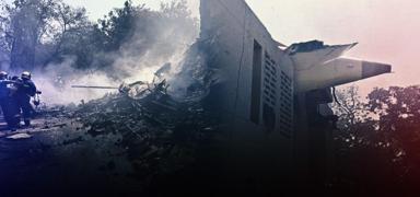 Hindistan'da u�ak ini� s�ras�nda kaza yapt�: �st d�zey kamu g�revlisi ya�am�n� yitirdi