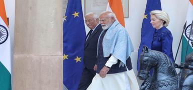 ABD ve �in bask�s� sonu� verdi! 19 Y�ll�k ticaret d���m� ��z�l�yor