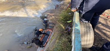 Arac�n� y�karken dengesi kaybetti: Dere yata��nda cans�z bedeni bulundu