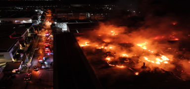 Bursa'da kimyasal fabrikas�nda yang�n