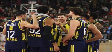 Fenerbah�e Beko, Kar��yaka'ya �ans tan�mad�