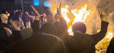 �ran'da �l� say�s� art�yor: 6 bin 563'e y�kseldi