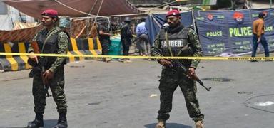 Pakistan'da �at��ma! 10 asker hayat�n� kaybetti