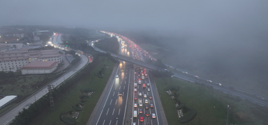 Okullar a��ld�: �stanbul'da trafik fel�