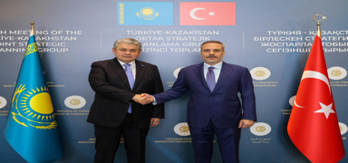 T�rkiye-Kazakistan stratejik toplant�s� ba�lad�