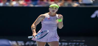 Zeynep S�nmez, d�nya s�ralamas�nda 79'unculu�a y�kseldi